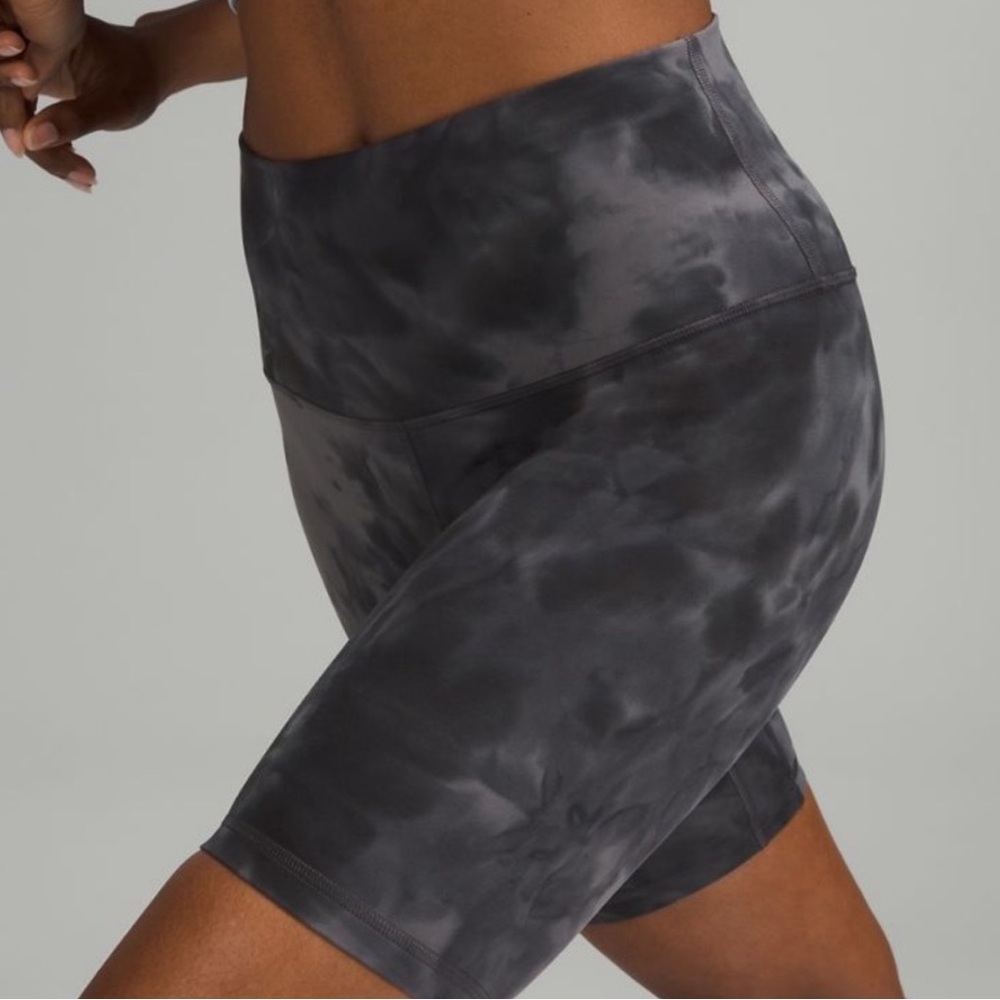 Lululemon Align Shorts 8”